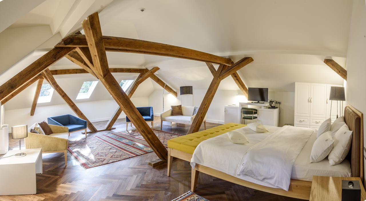 Отель Hotel Gradska Cetinje Цетине