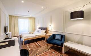 Отель Hotel Gradska Cetinje Цетине Улучшенный номер с кроватью размера «queen-size»-16