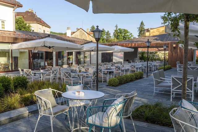 Отель Hotel Gradska Cetinje Цетине-12